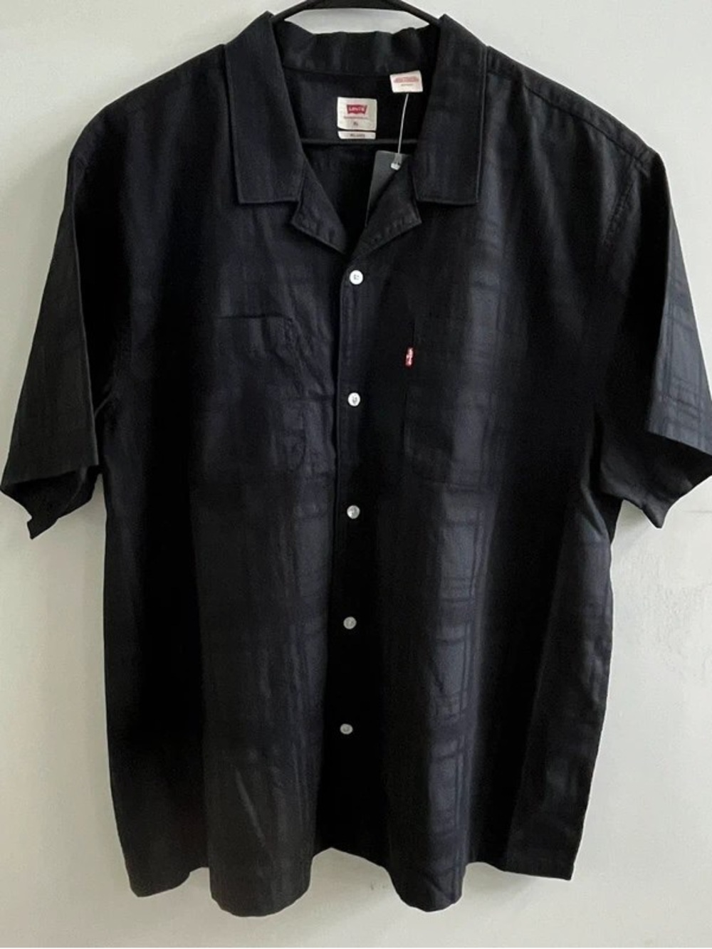 Levi's Black Short-Sleeve Button-Up Shirt